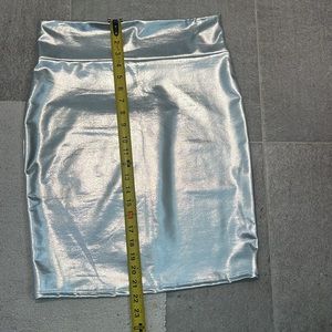 Sakkas metallic silver stretch bodycon skirt 1X